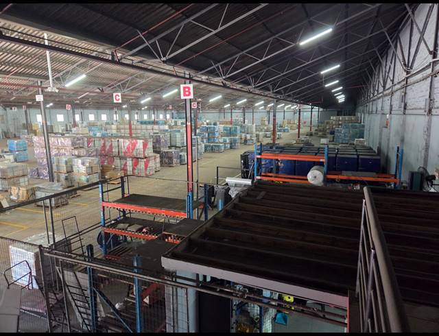 8,237M² WAREHOUSE TO LET IN MOBENI